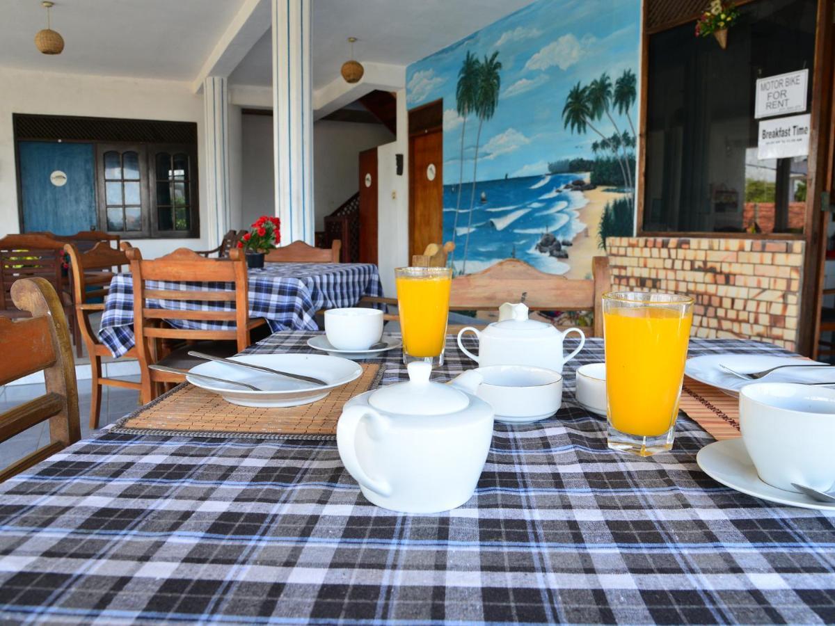 Hotel Happy Tuna Hikkaduwa Εξωτερικό φωτογραφία
