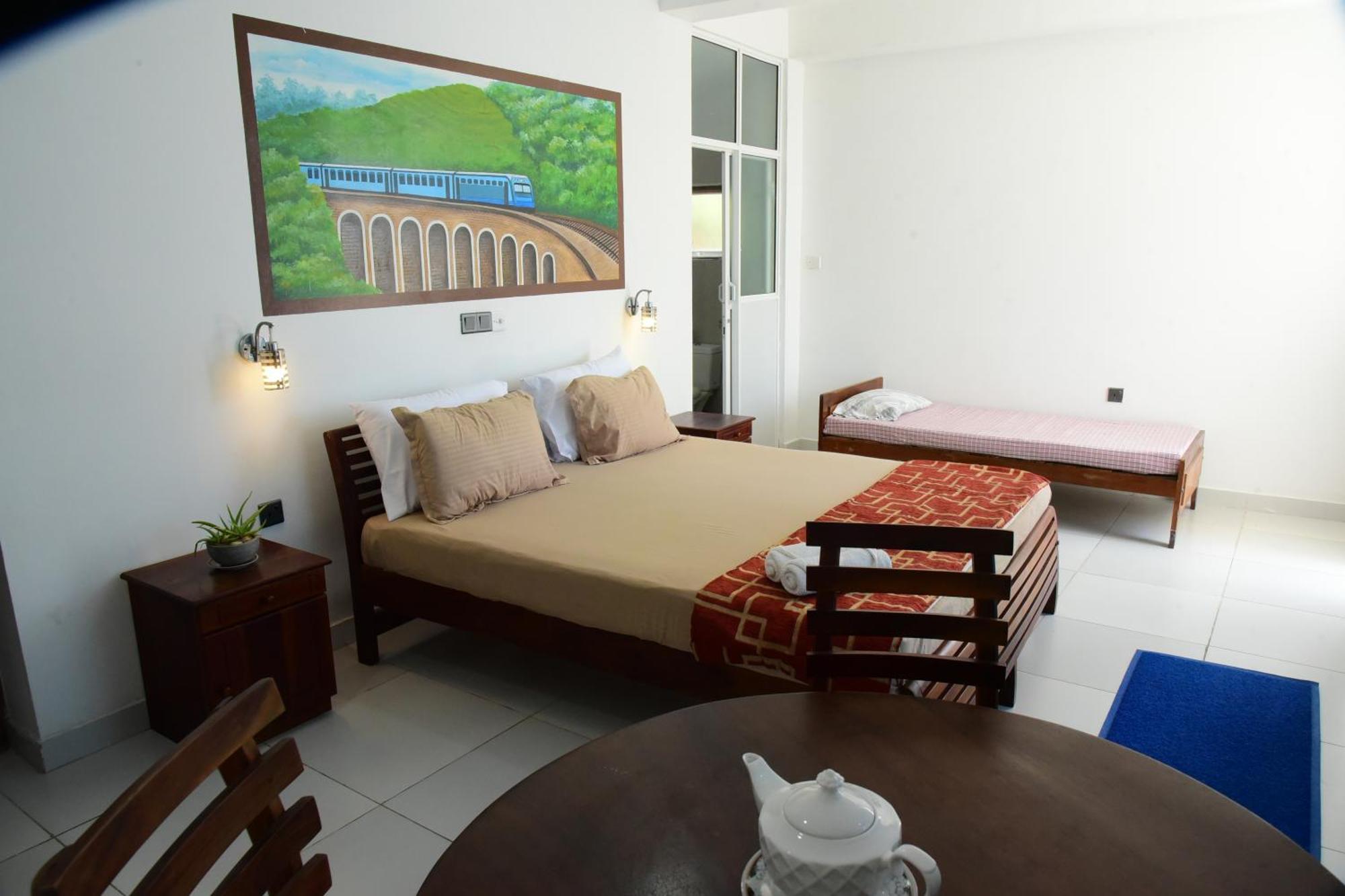 Hotel Happy Tuna Hikkaduwa Εξωτερικό φωτογραφία