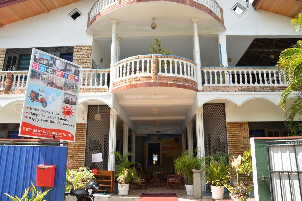 Hotel Happy Tuna Hikkaduwa Εξωτερικό φωτογραφία