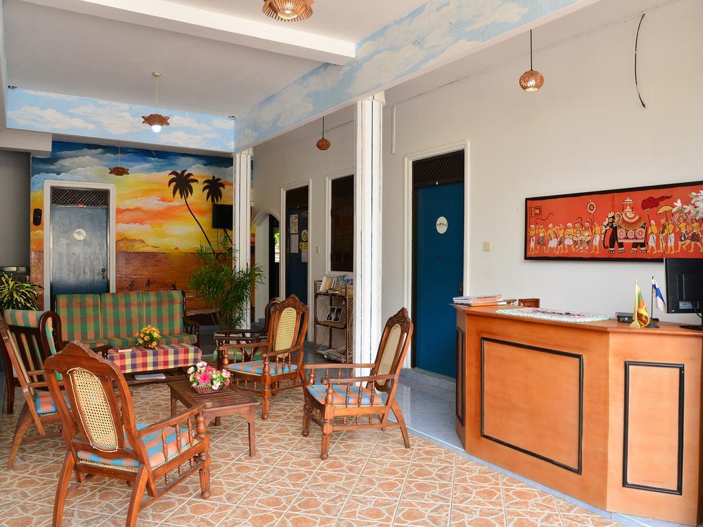 Hotel Happy Tuna Hikkaduwa Εξωτερικό φωτογραφία